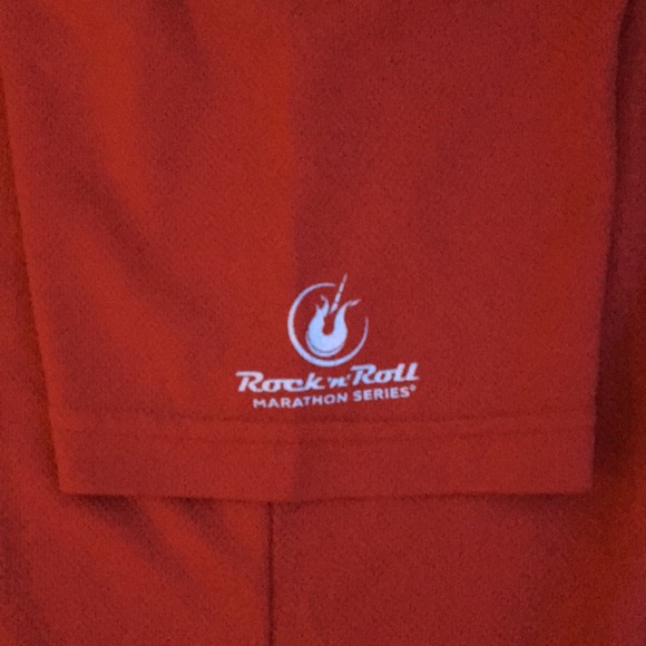 Brooks Sponsored Half-Marathon T-Shirt - Picture 2 of 4